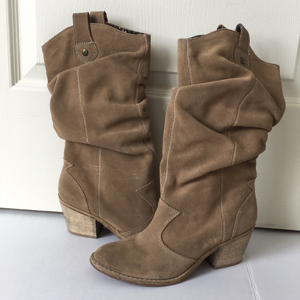 Slouchy cowgirl style boots